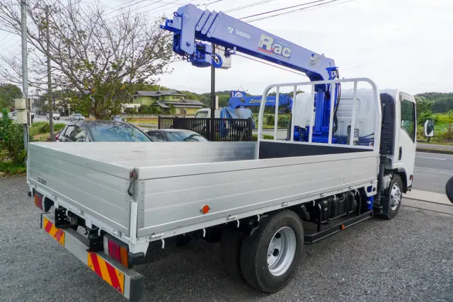 いすゞ エルフ TKG-NPR85YN(2WD)の写真6