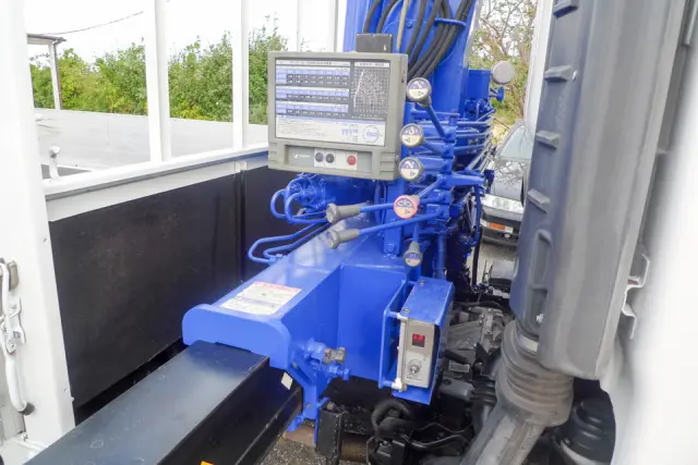 いすゞ エルフ TKG-NPR85YN(2WD)の写真16