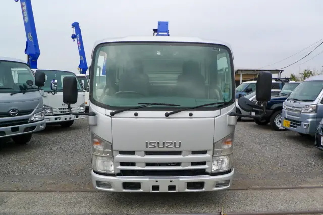 いすゞ エルフ TKG-NMR85N(2WD)の写真2