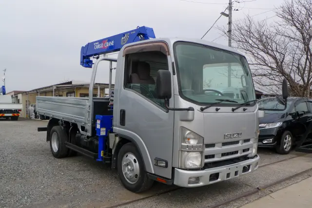 いすゞ エルフ TKG-NMR85N(2WD)の写真3