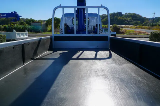 いすゞ エルフ TKG-NMR85N(2WD)の写真7