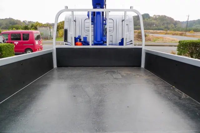 いすゞ エルフ TKG-NMR85N(2WD)の写真8