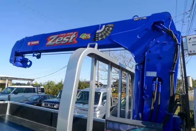 いすゞ エルフ TKG-NMR85N(2WD)の写真12