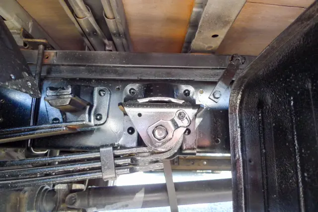 いすゞ エルフ TKG-NMR85N(2WD)の写真23