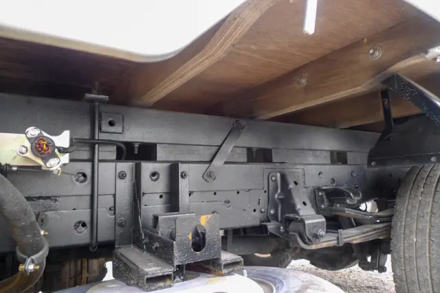 いすゞ エルフ TKG-NMR85N(2WD)の写真23