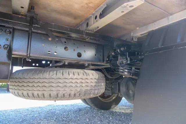 いすゞ エルフ TKG-NMR85N(2WD)の写真24