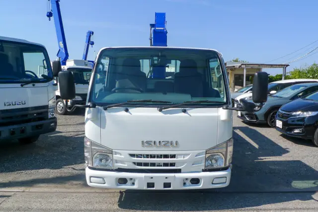 いすゞ エルフ 2KG-NKR884ANの写真2