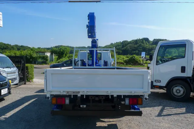 いすゞ エルフ 2KG-NKR884ANの写真5