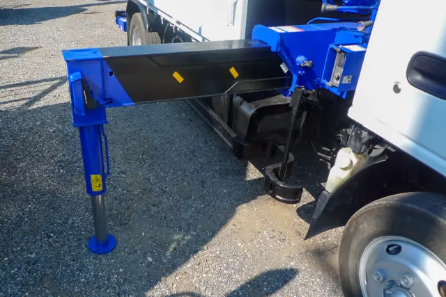 いすゞ エルフ 2KG-NKR884ANの写真16