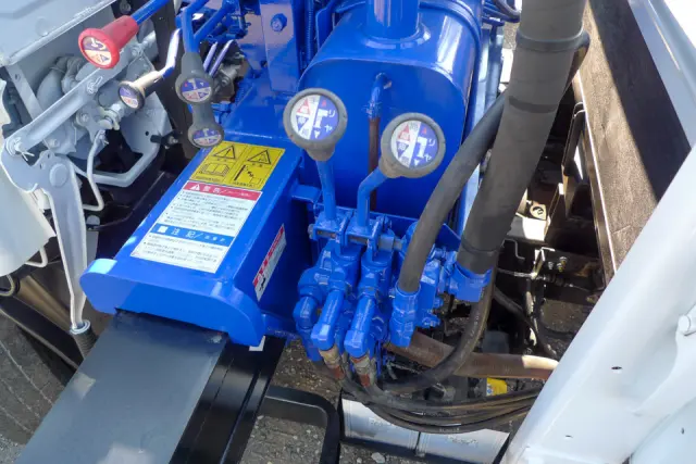 いすゞ エルフ 2KG-NKR884ANの写真22