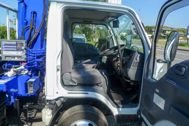 いすゞ エルフ 2KG-NKR884ANの写真32