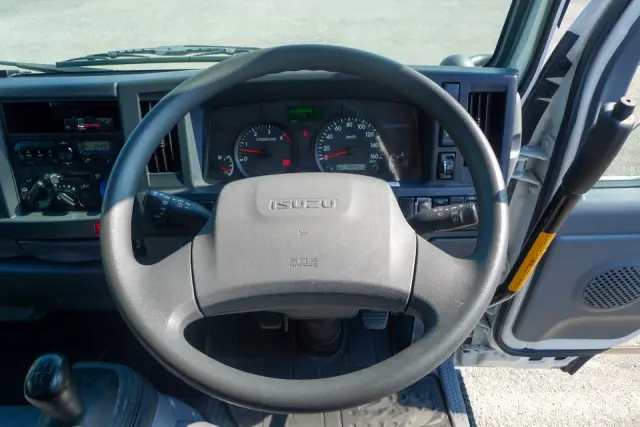 いすゞ エルフ 2KG-NKR884ANの写真35