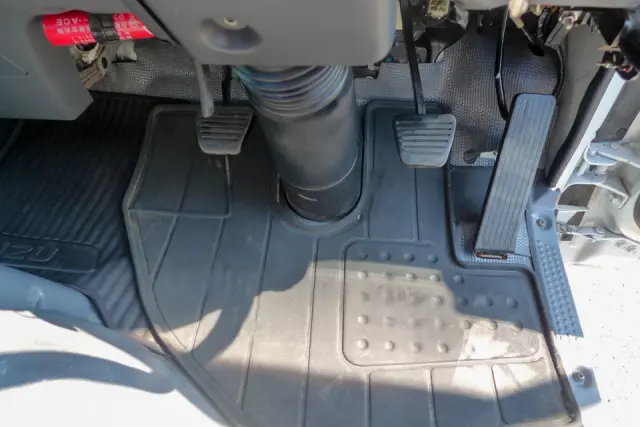 いすゞ エルフ 2KG-NKR884ANの写真36