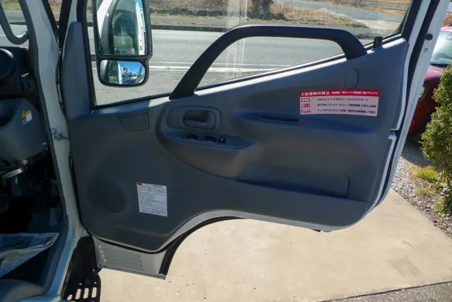 日野 デュトロ TKG-XZU645M(未入力/関係無)の写真32
