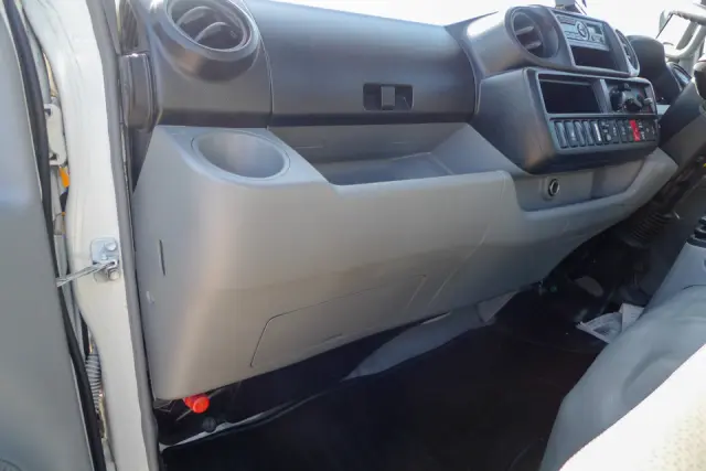 日野 デュトロ TKG-XZU645M(未入力/関係無)の写真41