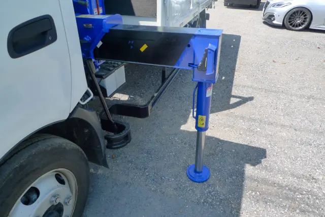 日野 デュトロ TKG-XZU710Mの写真12