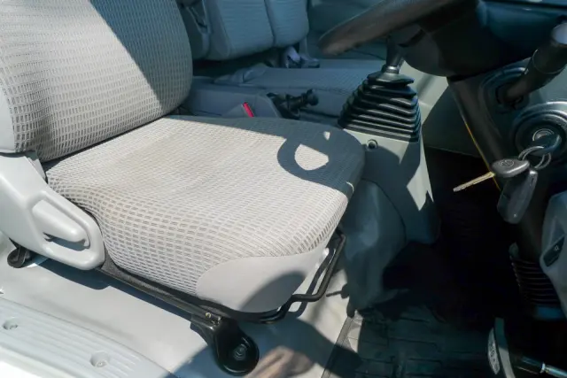 日野 デュトロ TKG-XZU710Mの写真30