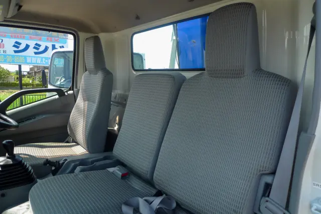 日野 デュトロ TKG-XZU710Mの写真38