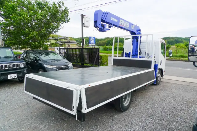 いすゞ エルフ TKG-NMR85N(2WD)の写真10