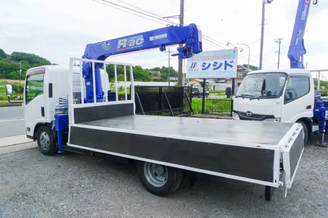 いすゞ エルフ TKG-NMR85N(2WD)の写真11