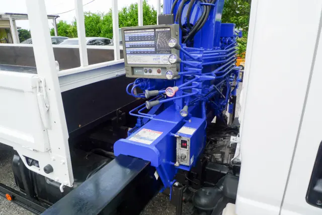 いすゞ エルフ TKG-NMR85N(2WD)の写真17