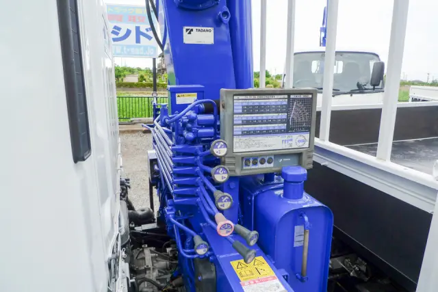 いすゞ エルフ TKG-NMR85N(2WD)の写真18