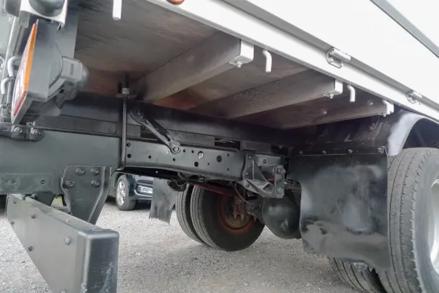 いすゞ エルフ TKG-NMR85N(2WD)の写真25