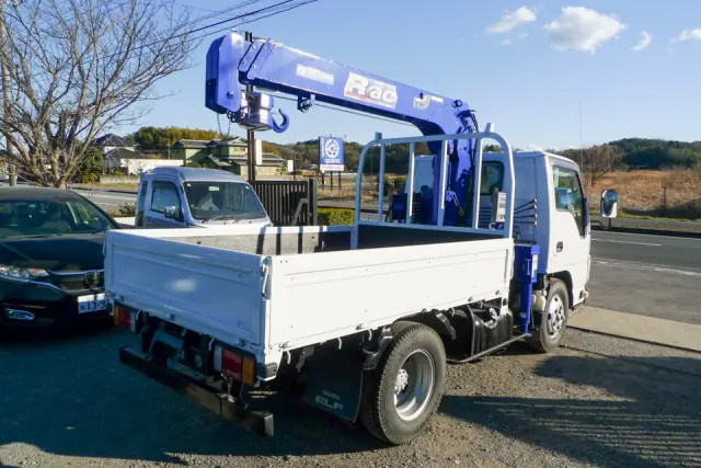 いすゞ エルフ TPG-NKR85AN(2WD)の写真6