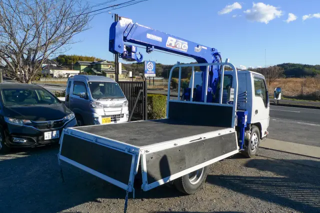 いすゞ エルフ TPG-NKR85AN(2WD)の写真8