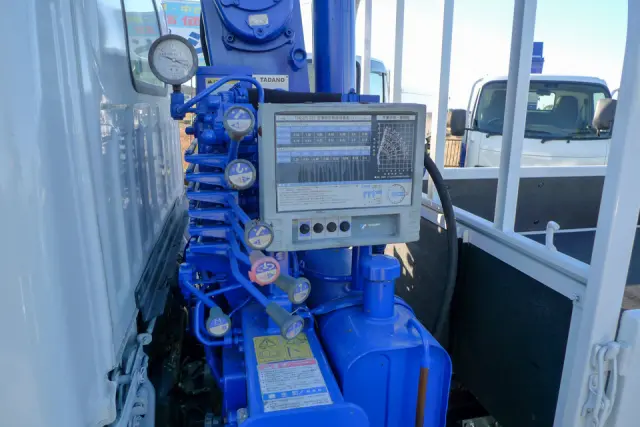 いすゞ エルフ TPG-NKR85AN(2WD)の写真12