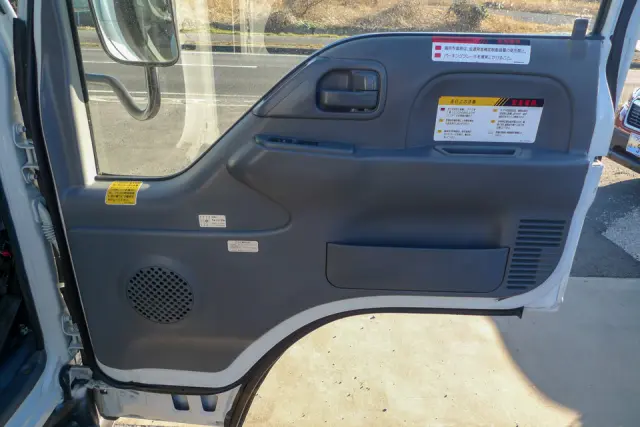 いすゞ エルフ TPG-NKR85AN(2WD)の写真26