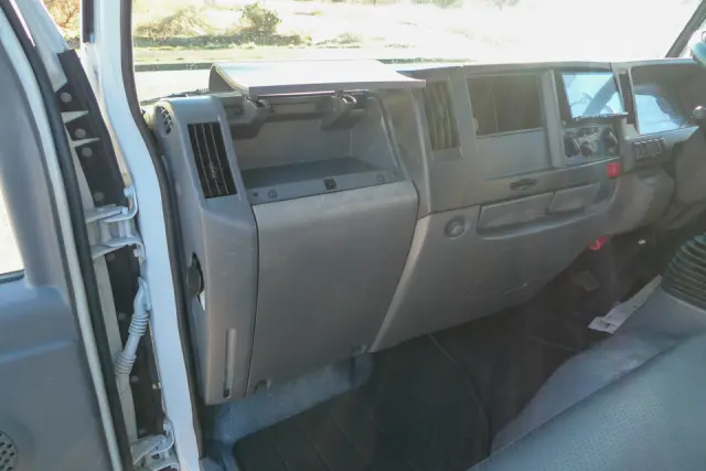 いすゞ エルフ TPG-NKR85AN(2WD)の写真36