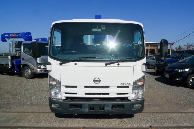 日産 アトラス SKG-APR85AR(2WD)の写真2