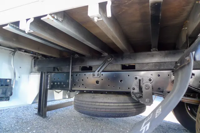 日産 アトラス SKG-APR85AR(2WD)の写真15