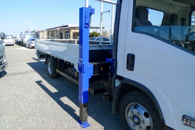 日産 アトラス SKG-APR85AR(2WD)の写真18