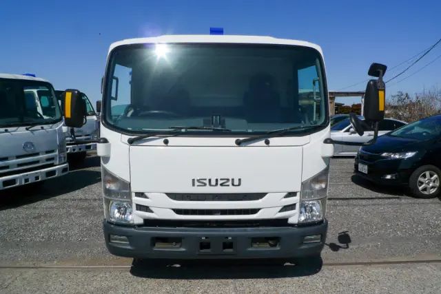 いすゞ エルフ TPG-NPR85N(2WD)の写真2