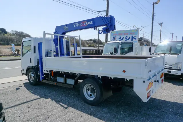 いすゞ エルフ TPG-NPR85N(2WD)の写真5