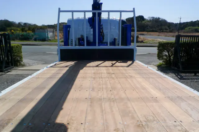 いすゞ エルフ TPG-NPR85N(2WD)の写真9