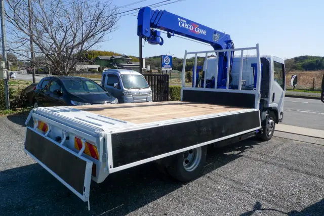 いすゞ エルフ TPG-NPR85N(2WD)の写真10