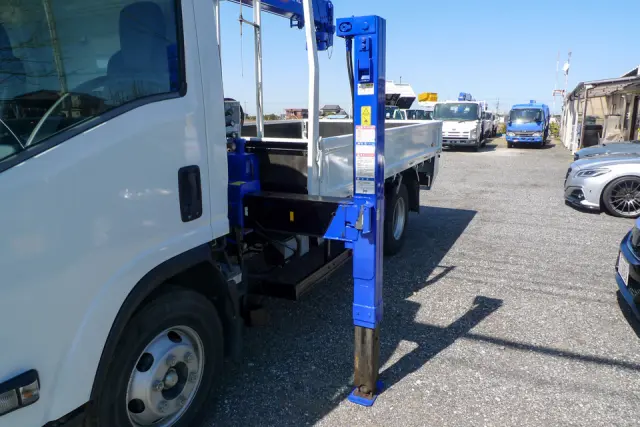 いすゞ エルフ TPG-NPR85N(2WD)の写真12