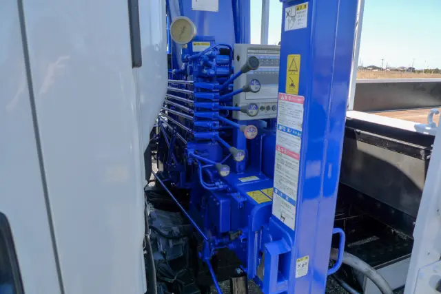 いすゞ エルフ TPG-NPR85N(2WD)の写真13