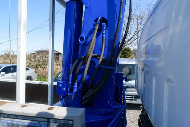 いすゞ エルフ TPG-NPR85N(2WD)の写真17