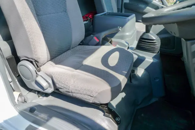 いすゞ エルフ TPG-NPR85N(2WD)の写真30