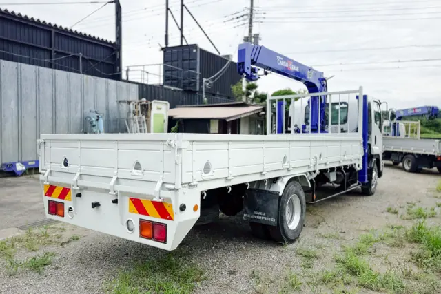 いすゞ フォワード TKG-FRR90S1(2WD)の写真4