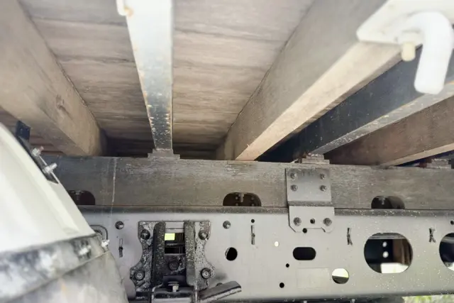 いすゞ フォワード TKG-FRR90S1(2WD)の写真12