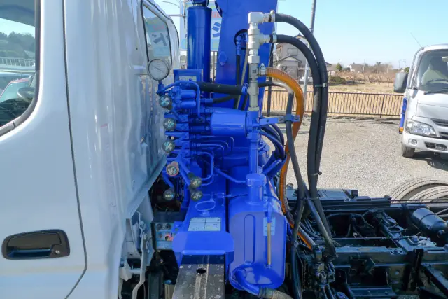 日野 デュトロ SKG-XZU620T(2WD)の写真13