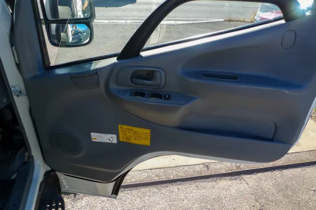 日野 デュトロ SKG-XZU620T(2WD)の写真25