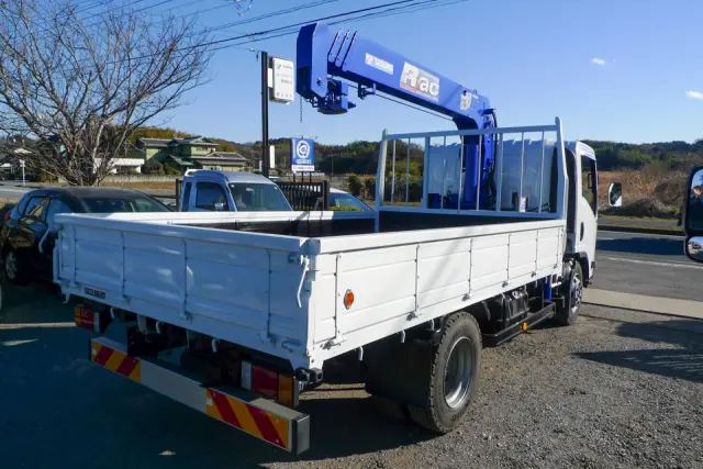 いすゞ エルフ TPG-NPR85N(2WD)の写真5