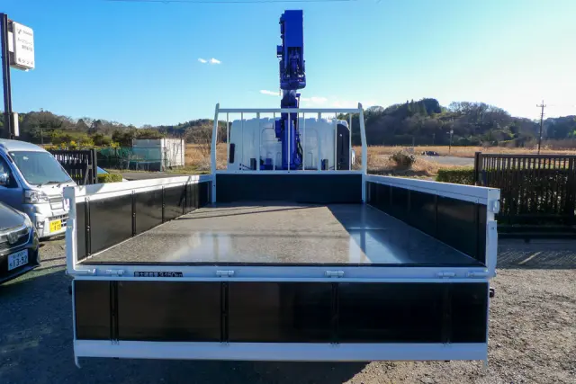 いすゞ エルフ TPG-NPR85N(2WD)の写真7