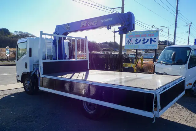 いすゞ エルフ TPG-NPR85N(2WD)の写真9